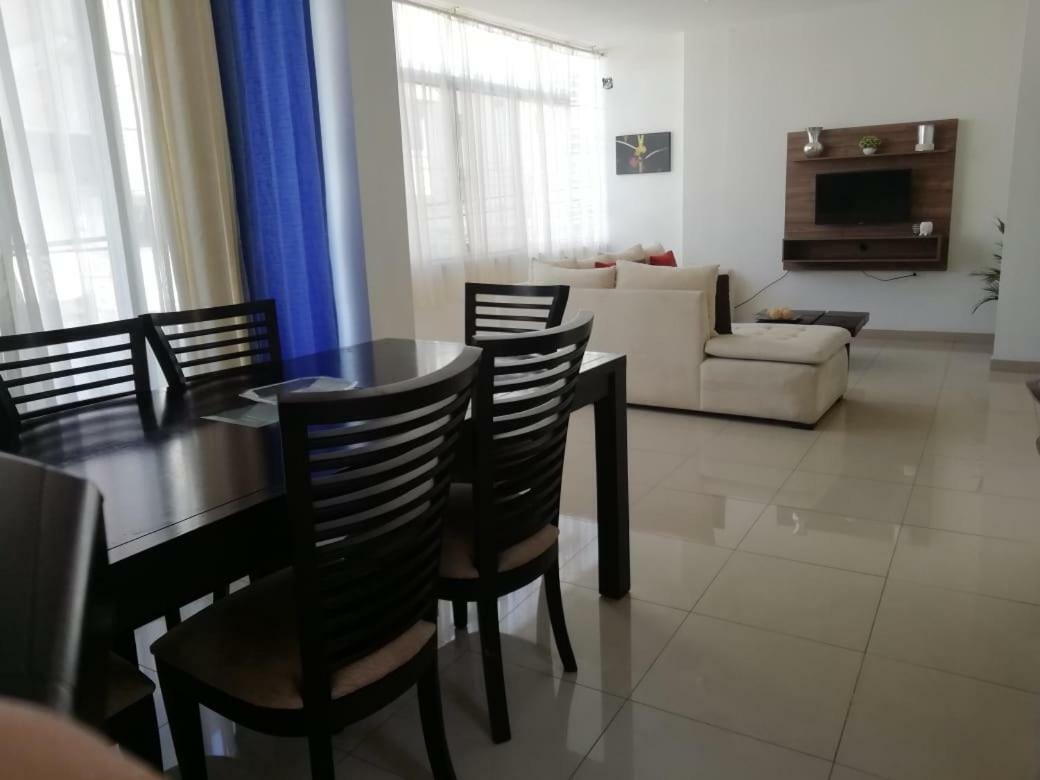 Ferienwohnung Departamento En El Centro De Manta Exterior foto